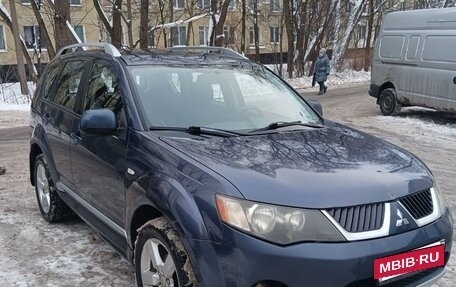 Mitsubishi Outlander III рестайлинг 3, 2008 год, 850 000 рублей, 2 фотография