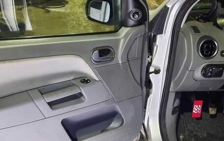 Ford Fusion I, 2005 год, 499 000 рублей, 11 фотография