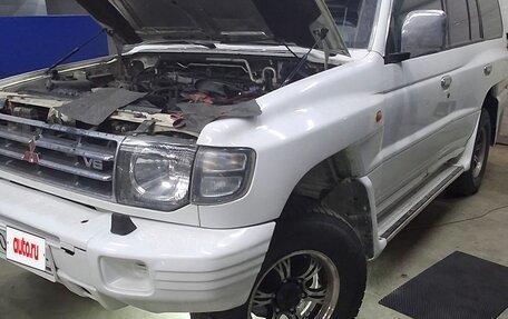 Mitsubishi Pajero III рестайлинг, 1998 год, 400 000 рублей, 12 фотография