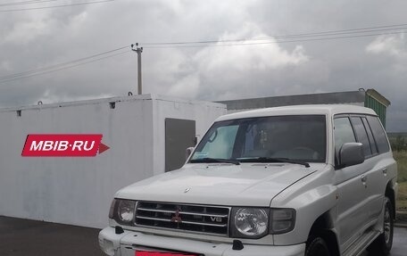 Mitsubishi Pajero III рестайлинг, 1998 год, 400 000 рублей, 18 фотография