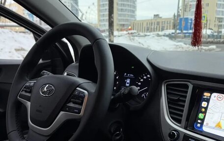 Hyundai Solaris II рестайлинг, 2017 год, 1 150 000 рублей, 9 фотография