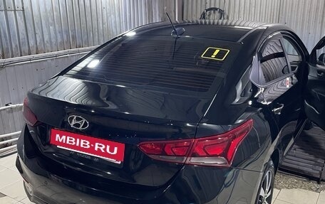 Hyundai Solaris II рестайлинг, 2017 год, 1 150 000 рублей, 5 фотография