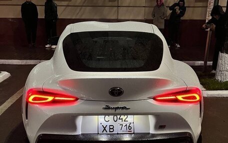 Toyota Supra, 2019 год, 12 000 000 рублей, 5 фотография