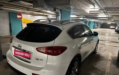 Infiniti QX50 I рестайлинг, 2014 год, 1 700 000 рублей, 3 фотография