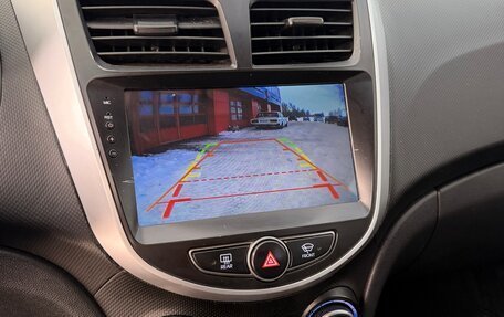 Hyundai Solaris II рестайлинг, 2015 год, 849 000 рублей, 17 фотография