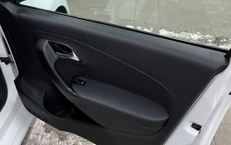 Volkswagen Polo VI (EU Market), 2013 год, 850 000 рублей, 7 фотография