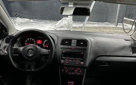 Volkswagen Polo VI (EU Market), 2013 год, 850 000 рублей, 9 фотография