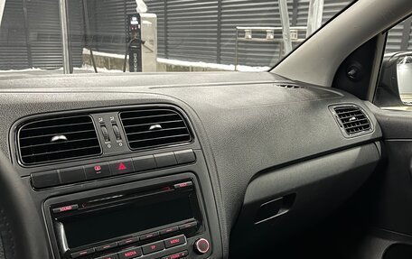 Volkswagen Polo VI (EU Market), 2013 год, 850 000 рублей, 14 фотография