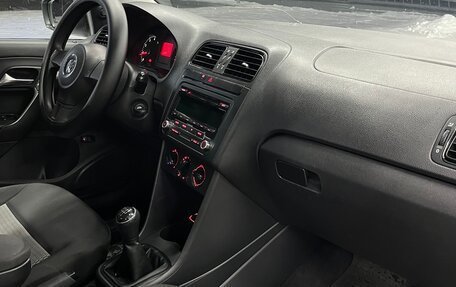 Volkswagen Polo VI (EU Market), 2013 год, 850 000 рублей, 8 фотография