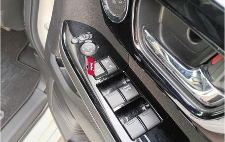 Honda N-BOX II, 2022 год, 810 099 рублей, 21 фотография