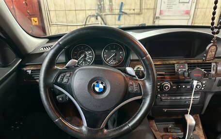 BMW 3 серия, 2009 год, 1 500 000 рублей, 4 фотография