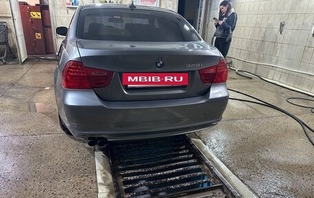 BMW 3 серия, 2009 год, 1 500 000 рублей, 3 фотография