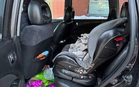 Mitsubishi Outlander III рестайлинг 3, 2003 год, 340 000 рублей, 9 фотография