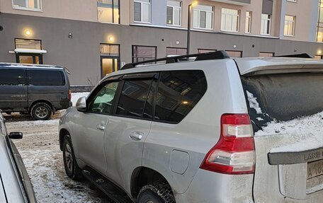 Toyota Land Cruiser Prado 150 рестайлинг 2, 2013 год, 3 300 000 рублей, 4 фотография