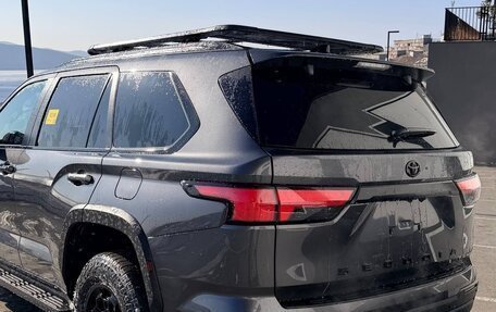 Toyota Sequoia, 2025 год, 17 700 000 рублей, 4 фотография