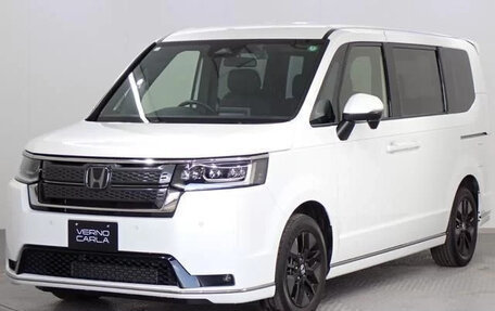 Honda Stepwgn, 2022 год, 2 450 125 рублей, 1 фотография