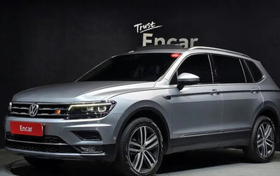 Volkswagen Tiguan II, 2020 год, 2 758 000 рублей, 1 фотография