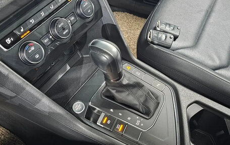 Volkswagen Tiguan II, 2020 год, 2 458 000 рублей, 18 фотография