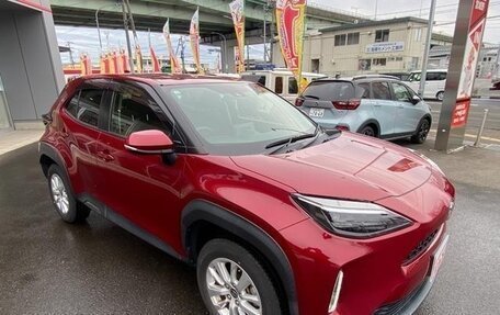Toyota Yaris Cross, 2021 год, 1 799 099 рублей, 3 фотография