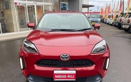 Toyota Yaris Cross, 2021 год, 1 799 099 рублей, 2 фотография