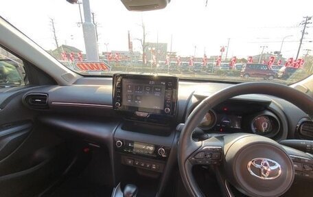 Toyota Yaris Cross, 2021 год, 1 799 099 рублей, 16 фотография