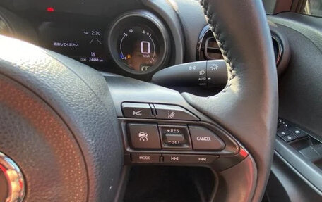 Toyota Yaris Cross, 2021 год, 1 799 099 рублей, 15 фотография