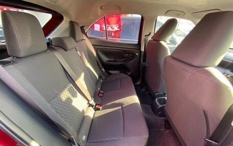 Toyota Yaris Cross, 2021 год, 1 799 099 рублей, 30 фотография