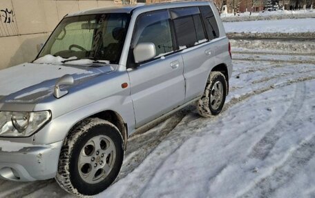 Mitsubishi Pajero iO, 2001 год, 452 000 рублей, 2 фотография