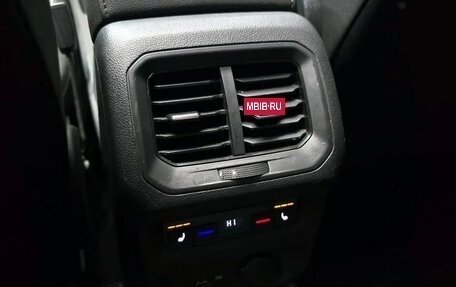 Volkswagen Tiguan II, 2020 год, 2 758 000 рублей, 18 фотография