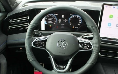 Volkswagen Tiguan, 2025 год, 4 900 000 рублей, 14 фотография