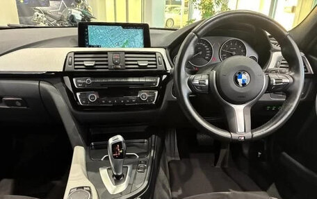 BMW 3 серия, 2016 год, 1 490 125 рублей, 3 фотография