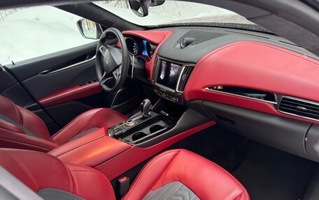 Maserati Levante I, 2017 год, 6 900 000 рублей, 22 фотография