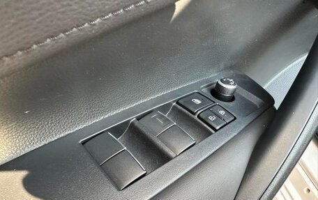 Toyota Corolla, 2021 год, 1 290 000 рублей, 15 фотография