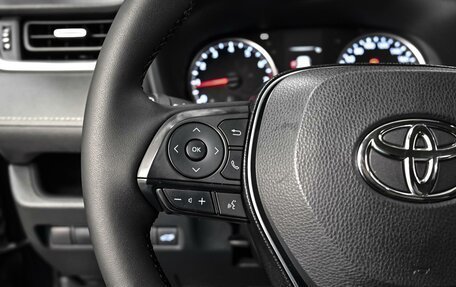 Toyota RAV4, 2019 год, 2 870 000 рублей, 21 фотография