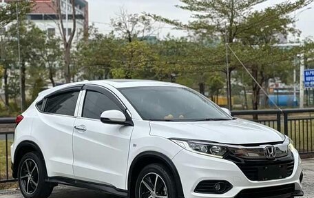 Honda Vezel, 2022 год, 1 347 277 рублей, 3 фотография