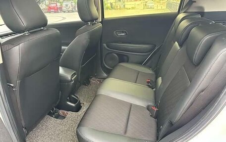 Honda Vezel, 2022 год, 1 347 277 рублей, 10 фотография