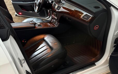 Mercedes-Benz CLS, 2013 год, 2 250 000 рублей, 15 фотография