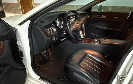 Mercedes-Benz CLS, 2013 год, 2 250 000 рублей, 13 фотография