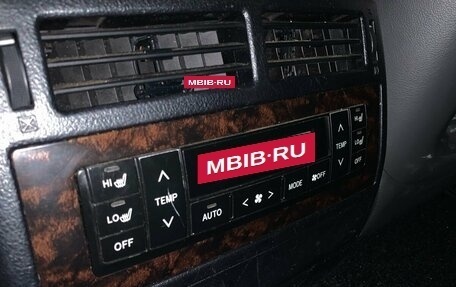 Toyota Land Cruiser 200, 2009 год, 3 120 000 рублей, 9 фотография