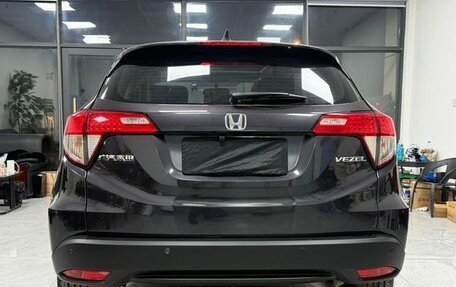 Honda Vezel, 2021 год, 1 580 009 рублей, 5 фотография