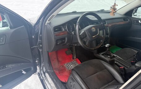 Skoda Superb III рестайлинг, 2012 год, 679 000 рублей, 15 фотография