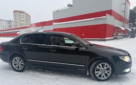 Skoda Superb III рестайлинг, 2012 год, 679 000 рублей, 10 фотография
