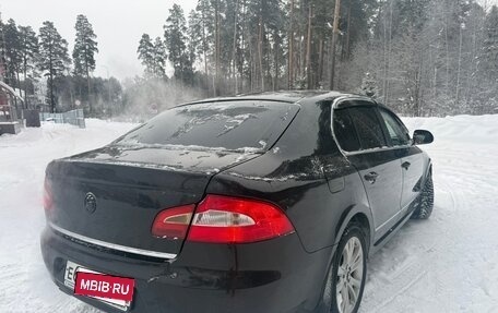 Skoda Superb III рестайлинг, 2012 год, 679 000 рублей, 13 фотография