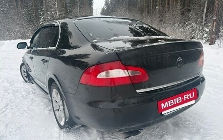 Skoda Superb III рестайлинг, 2012 год, 679 000 рублей, 19 фотография