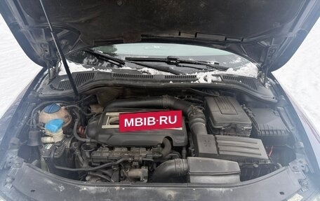 Skoda Superb III рестайлинг, 2012 год, 679 000 рублей, 24 фотография