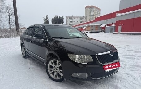 Skoda Superb III рестайлинг, 2012 год, 679 000 рублей, 26 фотография