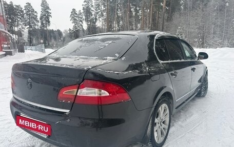 Skoda Superb III рестайлинг, 2012 год, 679 000 рублей, 20 фотография