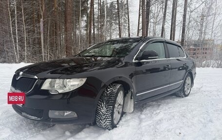 Skoda Superb III рестайлинг, 2012 год, 679 000 рублей, 27 фотография