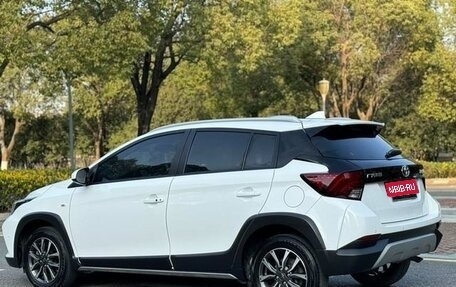 Toyota Yaris XP150 рестайлинг, 2022 год, 1 220 007 рублей, 7 фотография