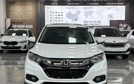 Honda Vezel, 2020 год, 1 850 888 рублей, 2 фотография